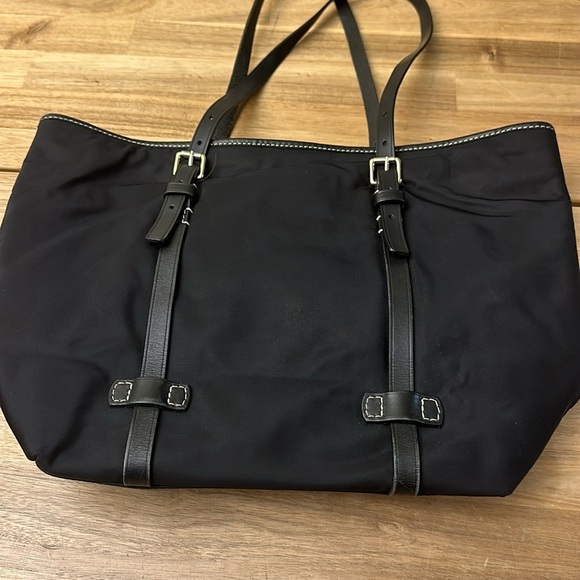 DOONEY BOURKE ⭐️ nylon bag - Picture 4 of 9